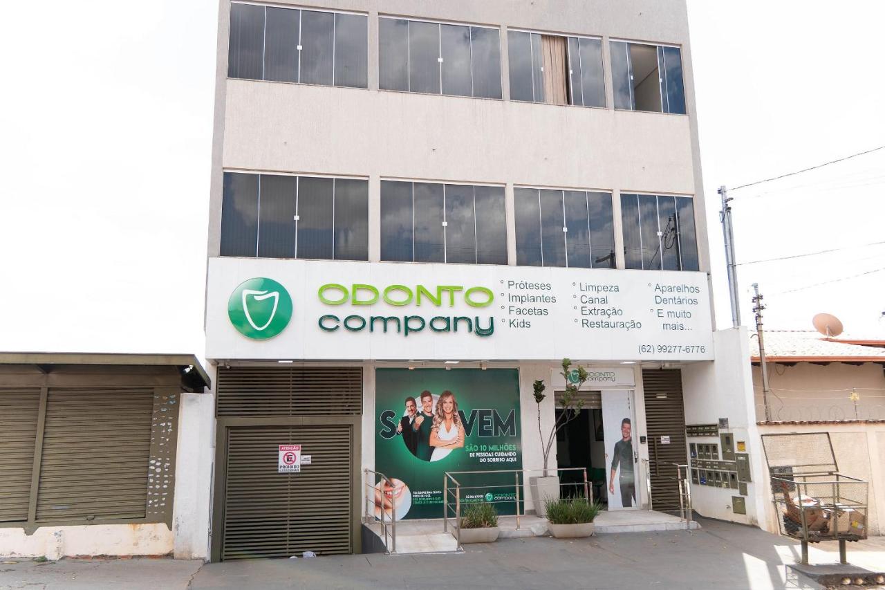 203-FLAT-Espaço, conforto. É disso que você precisa! - B&B Anápolis