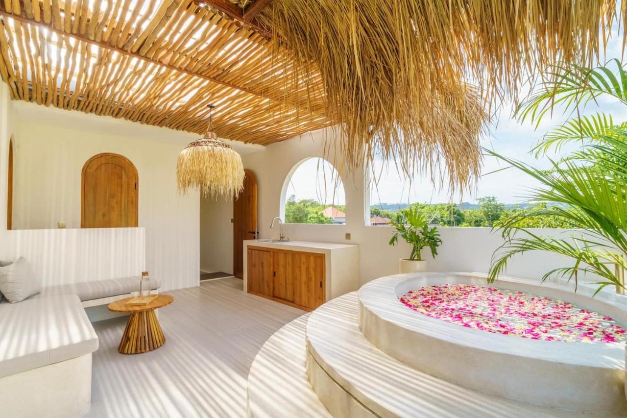 Balangan 3BR Rooftop pool 3mn from the beach - Ferienwohnung Uluwatu