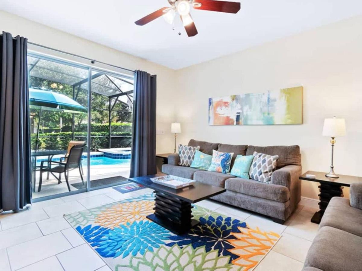 Davenport 5BR Pool & Game Room by AllevoHomes - B&B Davenport