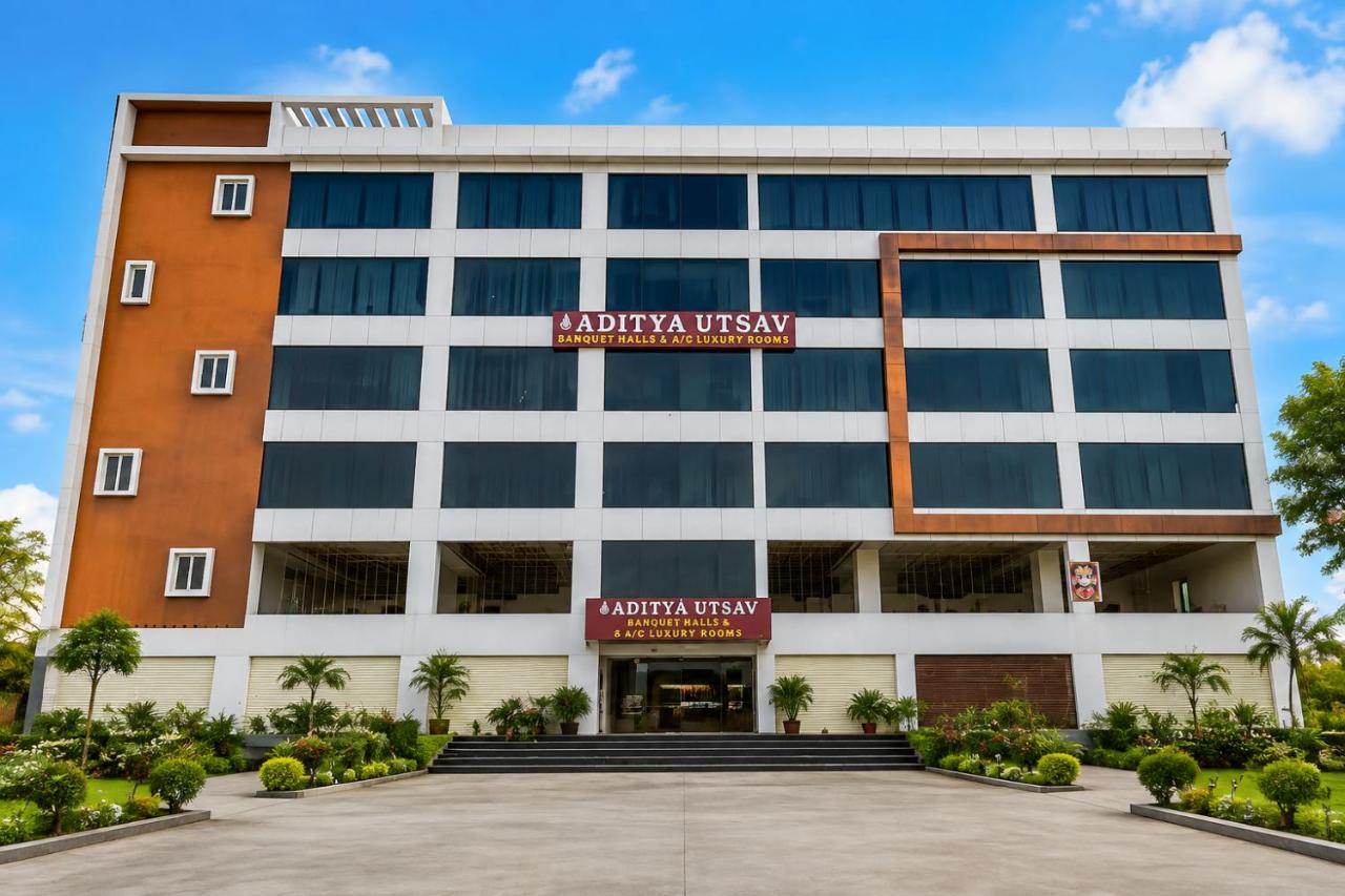 Sri Aditya Utsav Banquet Halls & Luxury AC Rooms - Ferienwohnung Hyderabad