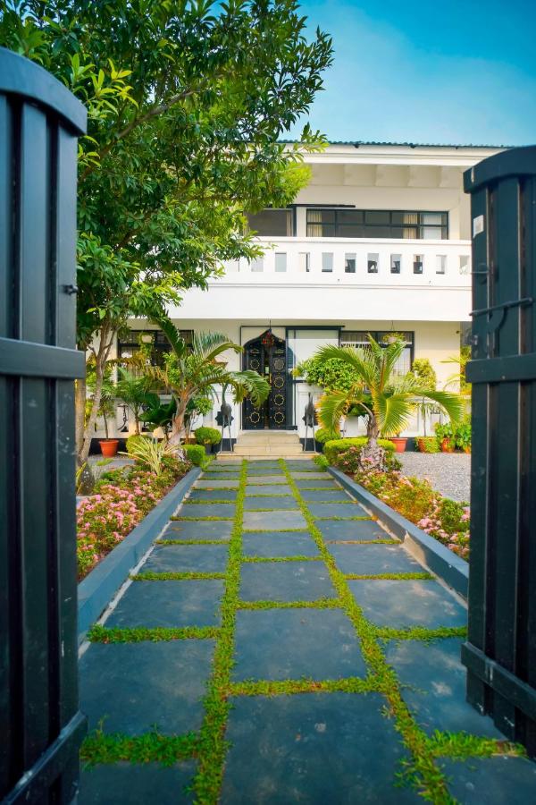 The Island House - Lake Facing 2BHK - B&B Cochín