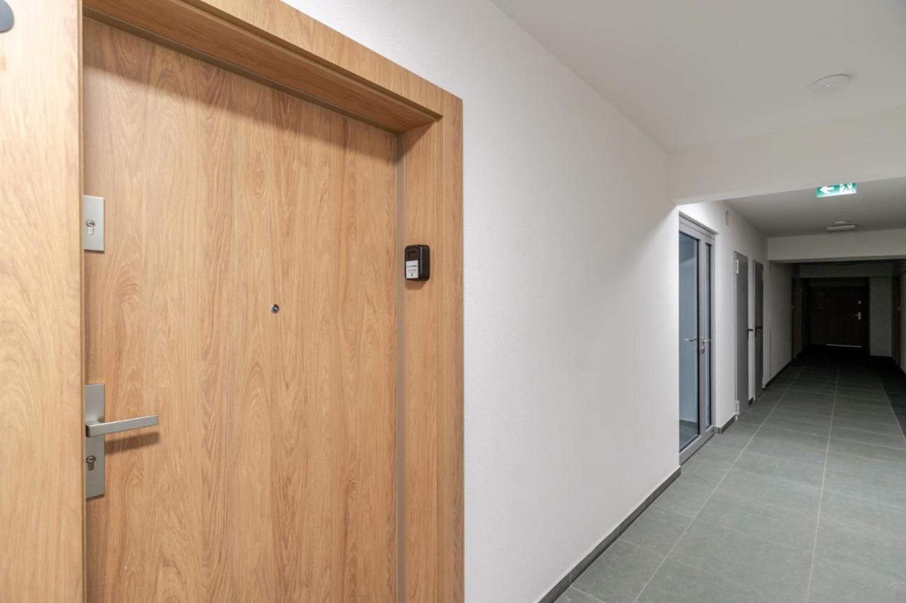 Harmony Park Modern Apartment by BookingHost - B&B Chorzów