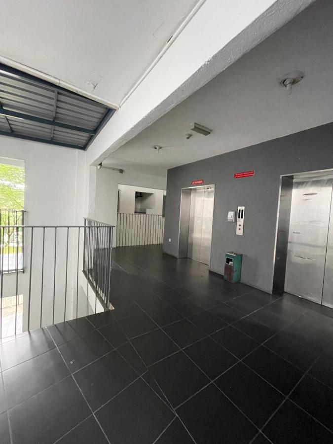 NR Crescent Homestay - B&B Cyberjaya