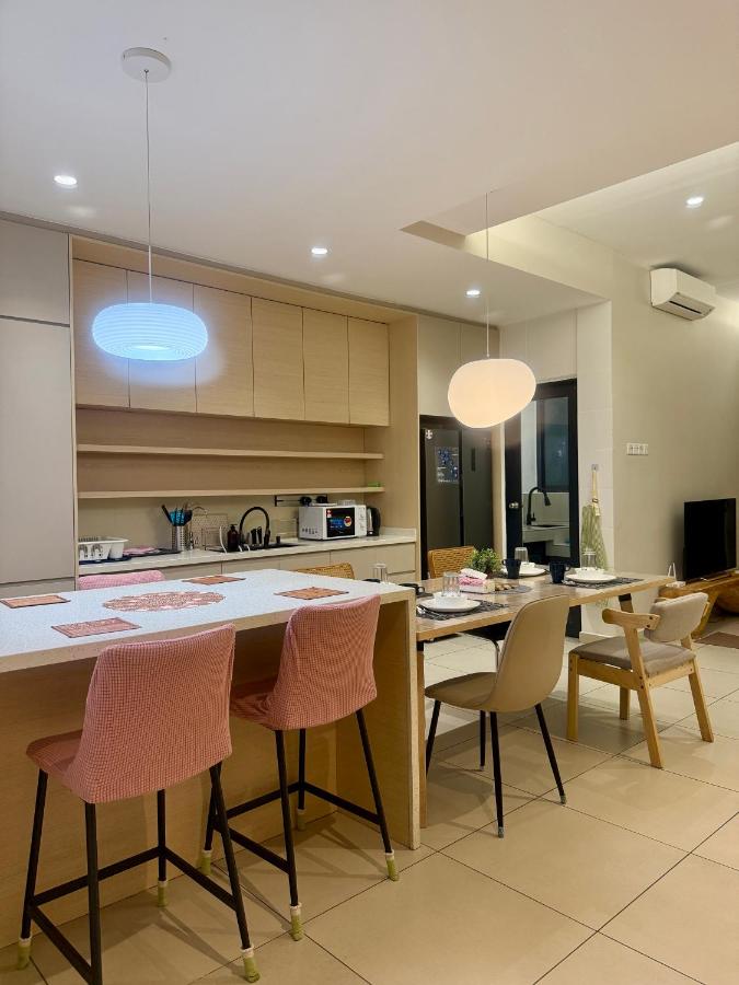 Reizz Residence at Jalan Ampang Kuala Lumpur near to KLCC Gleneagles IJN - B&B Kuala Lumpur