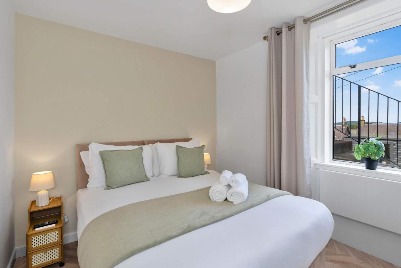 Nr Co-op Contractor & Long Stays Parking Sleeps 4 - Ferienwohnung Selkirk