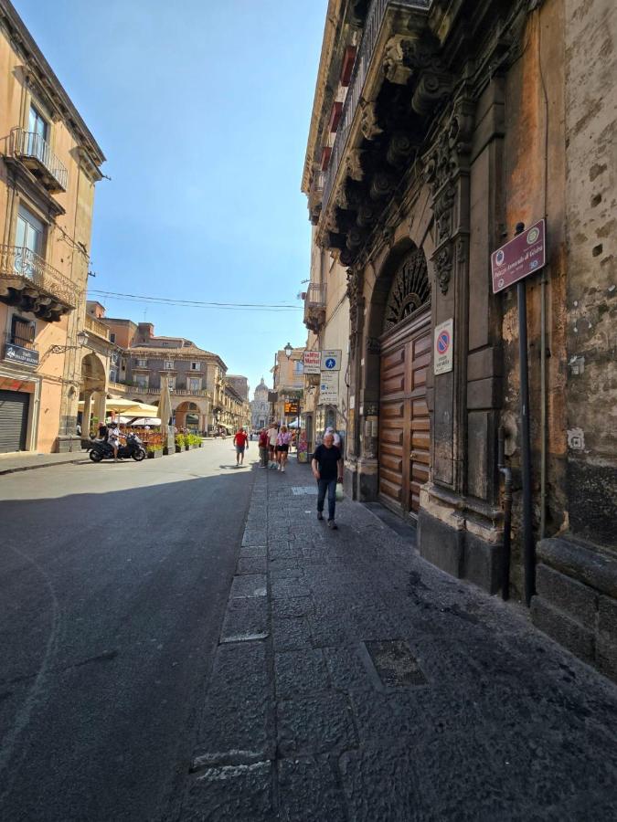 Mazzini Square - B&B Catania
