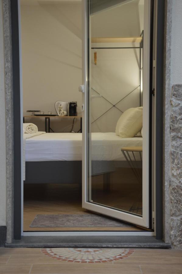AETNA DOMUS - Mount Etna Guest Rooms Zafferana Etnea - B&B Zafferana Etnea