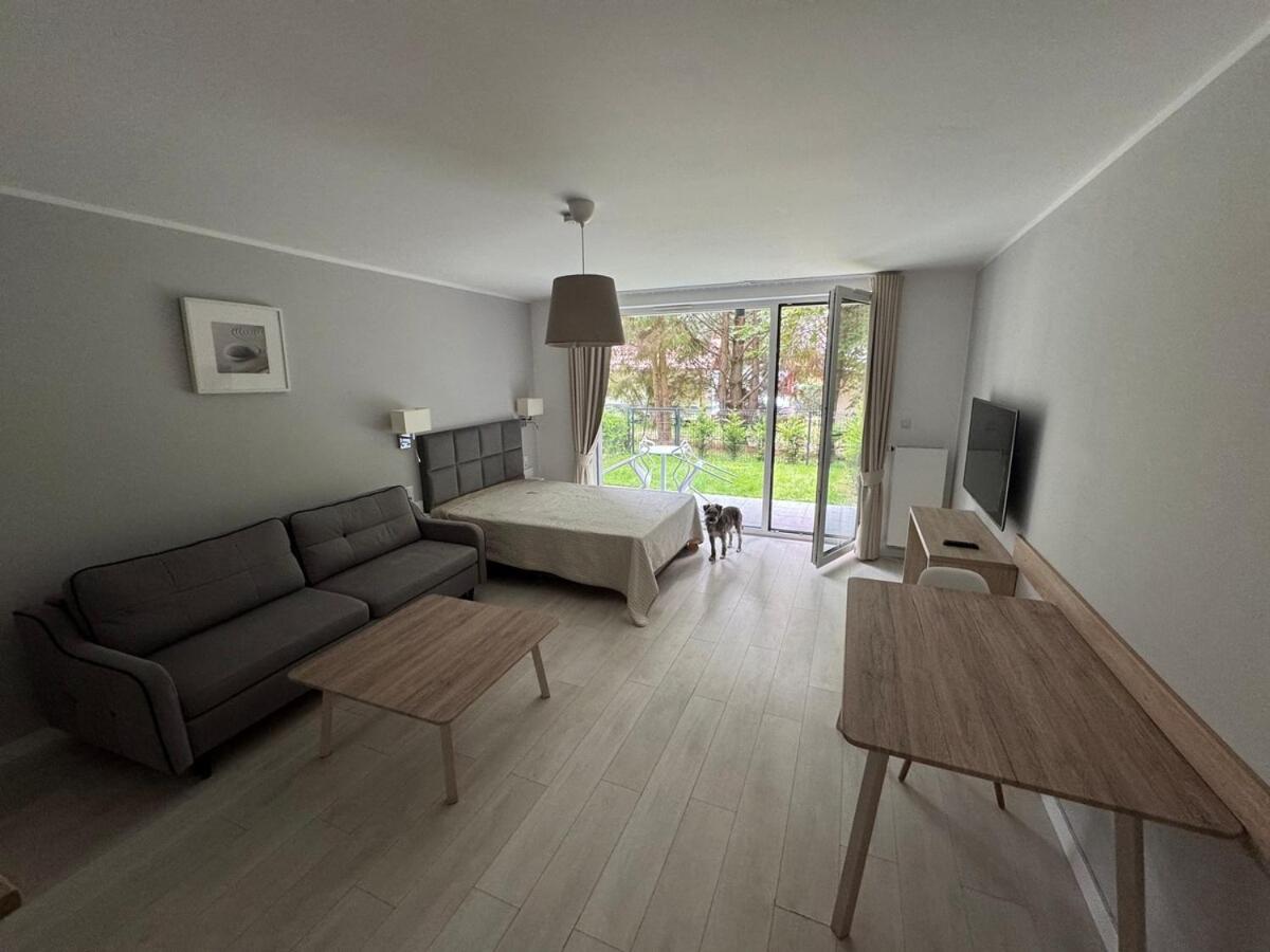 Apartment 63A z ogródkiem Holiday Park - B&B Ustronie Morskie