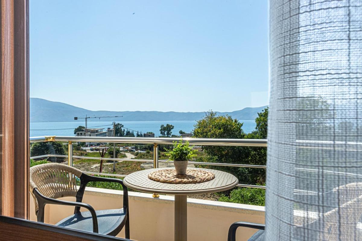 Radhima Res 11 - Double Room w Sea View - Ferienwohnung Vlora