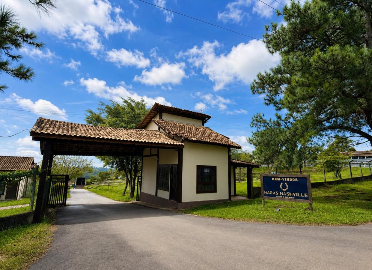 Haras Nashville - OFURÔ privativo - Espaço Zen - Bed and Breakfast Piracaia