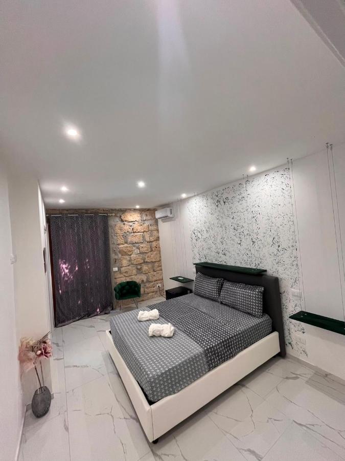 Vale Chéri - B&B Carini