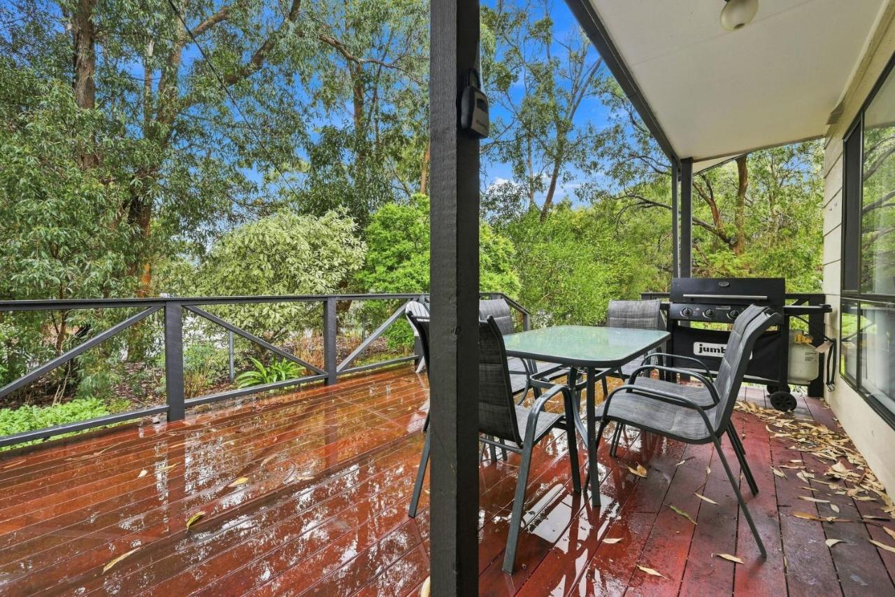 Kyeema Inverloch, Wifi and Pet friendly outside only - Bed and Breakfast Inverloch