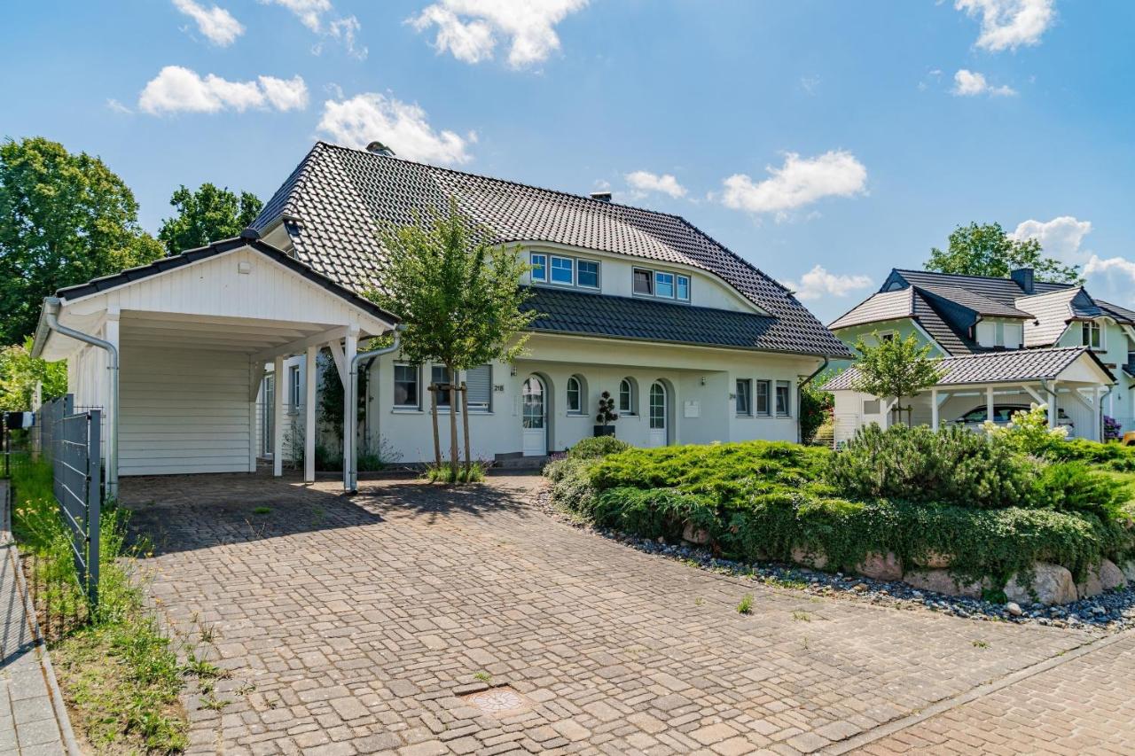 Ferienhaus "Stella Olivia" - Bade- & Erlebniswelt täglich inklusive - B&B Lobbe