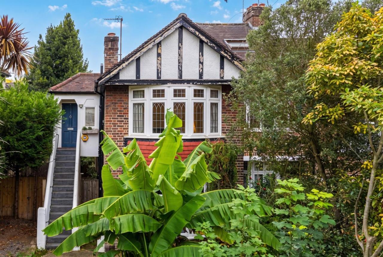 Spacious 3BR Home in Heart of Wimbledon - Ferienwohnung London