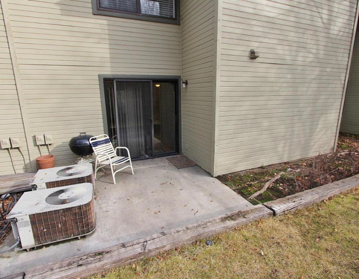 Hot Tub • Racquetball-Patio • W/D • Close to Greenbelt & Downtown - B&B Boise
