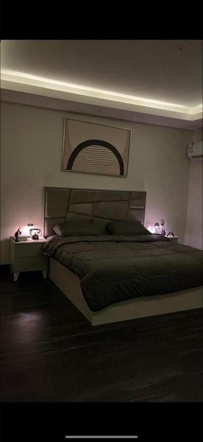 شقة غرفة وصاله حي المنار - B&B Dammam