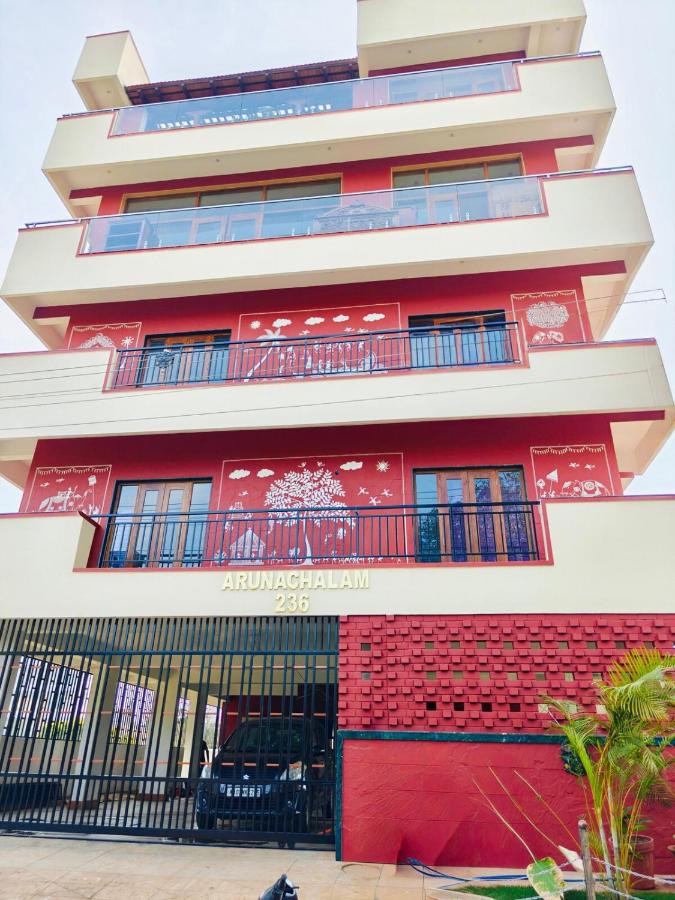 Mandira New 2BHK Entire New Apartment Balcony lift - B&B Bengaluru