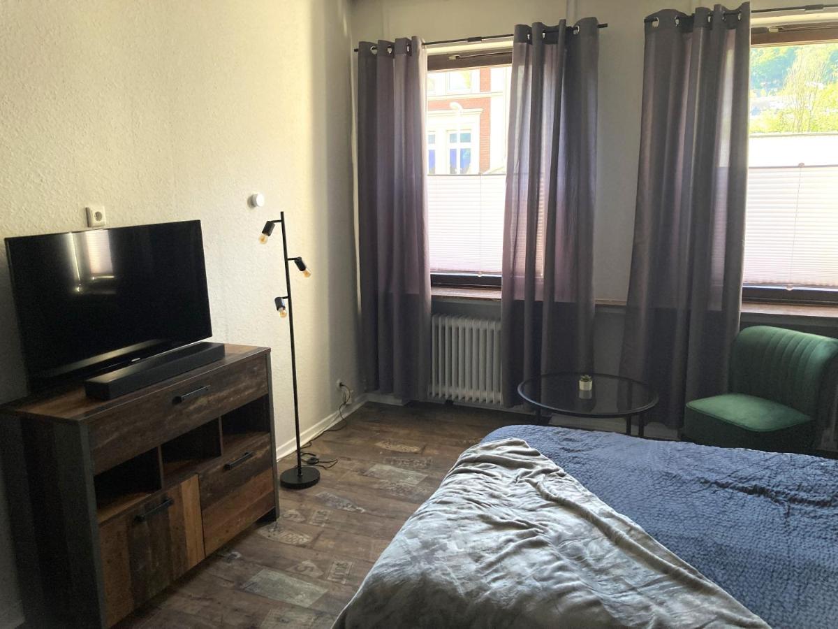 Apartment Time-Out Westerbauer W1, 2 WS-Zimmer, Küche, Bad, free WLAN, kostenloser Parkplatz - Ferienwohnung Hagen
