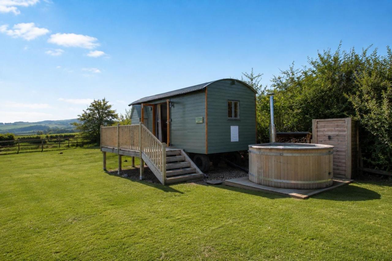 Puddleduck Hut Armathwaite with hot tub and dog agility course, perfect for a romantic break - Chambres d'hôtes Armathwaite