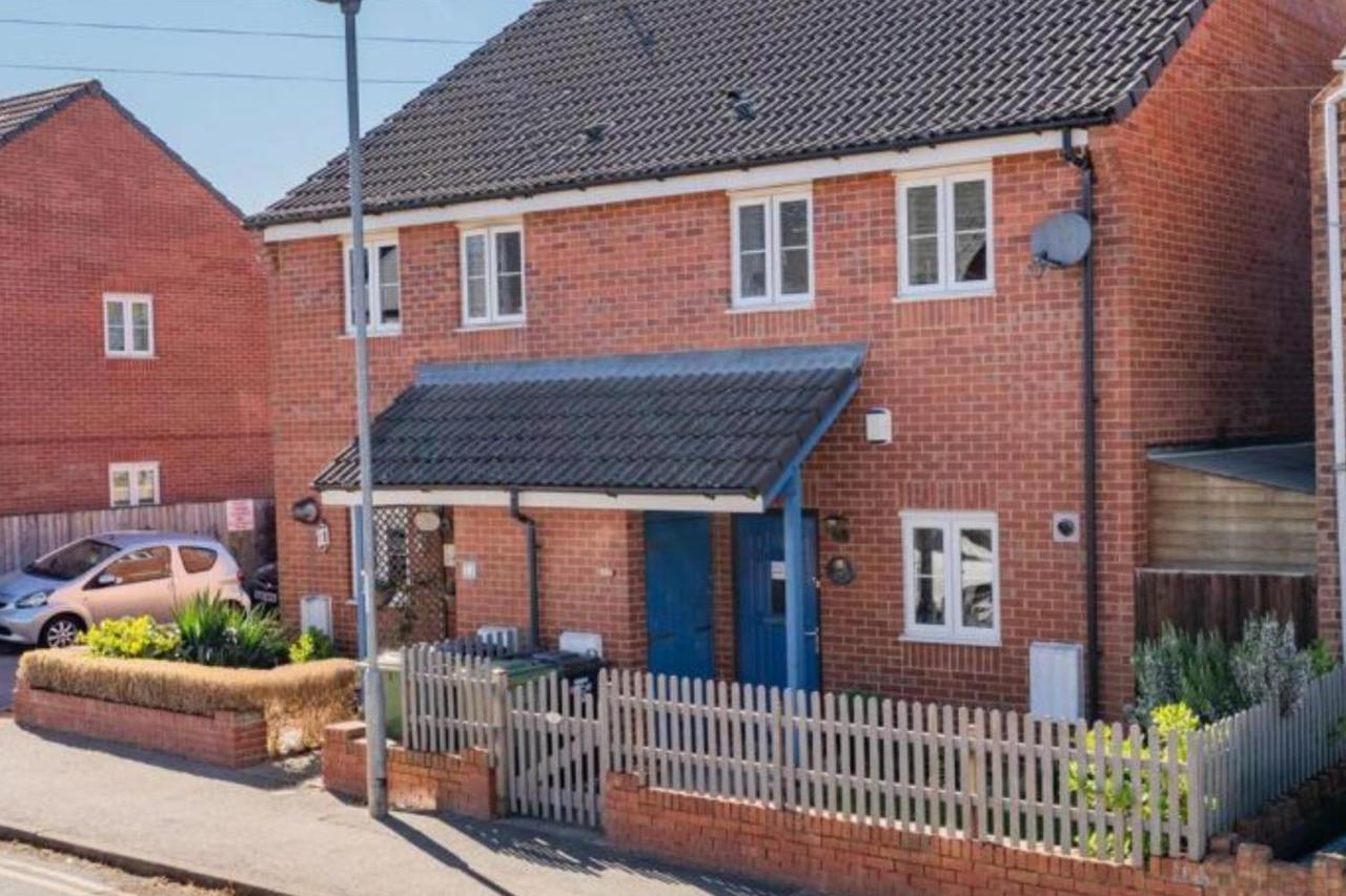 Cosy & Charming Retreat in a Peaceful Village - Bed and Breakfast Finedon