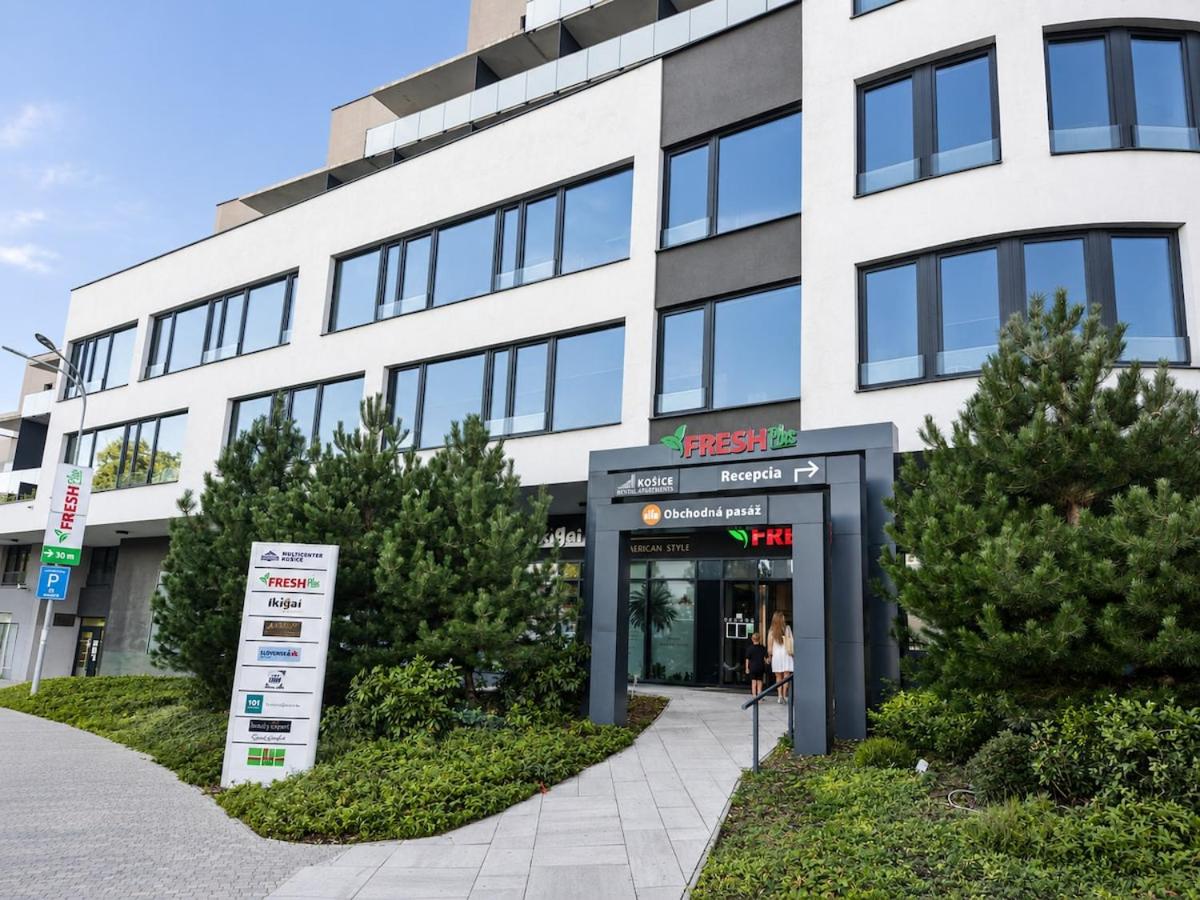 8-Apartmán s terasou nad mestom - Atrium living - B&B Košice