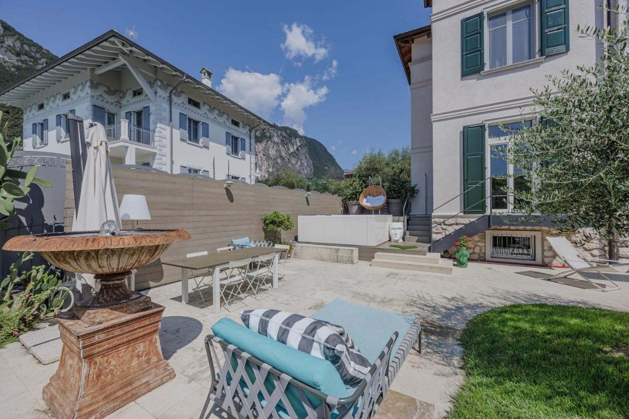 RIVA MODERNISTA Private Design Suites - Chambres d'hôtes Riva del Garda
