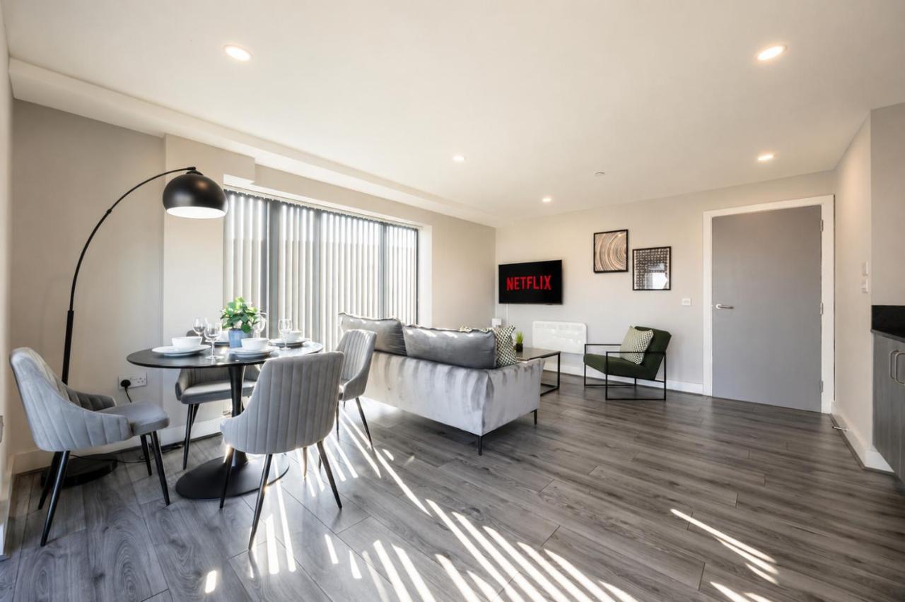 Bright & Modern 2 Bed next to Royal Albert Dock & M&S Arena - Chambres d'hôtes Liverpool