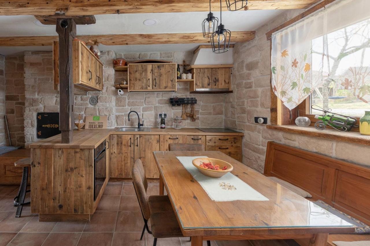 Apartma Etno Izba - B&B Straza