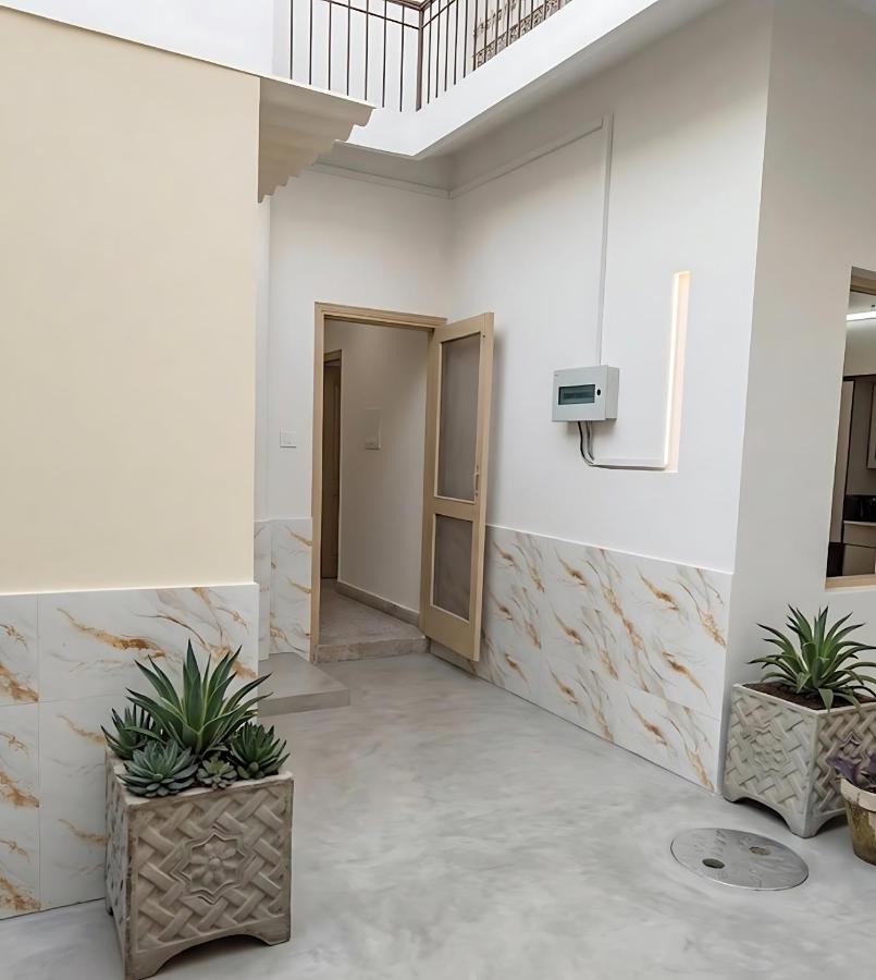 Qaya Guest House - B&B Islamabad