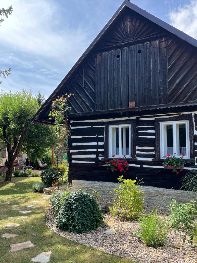 Roubenka Dymokury - Bed and Breakfast Dymokury