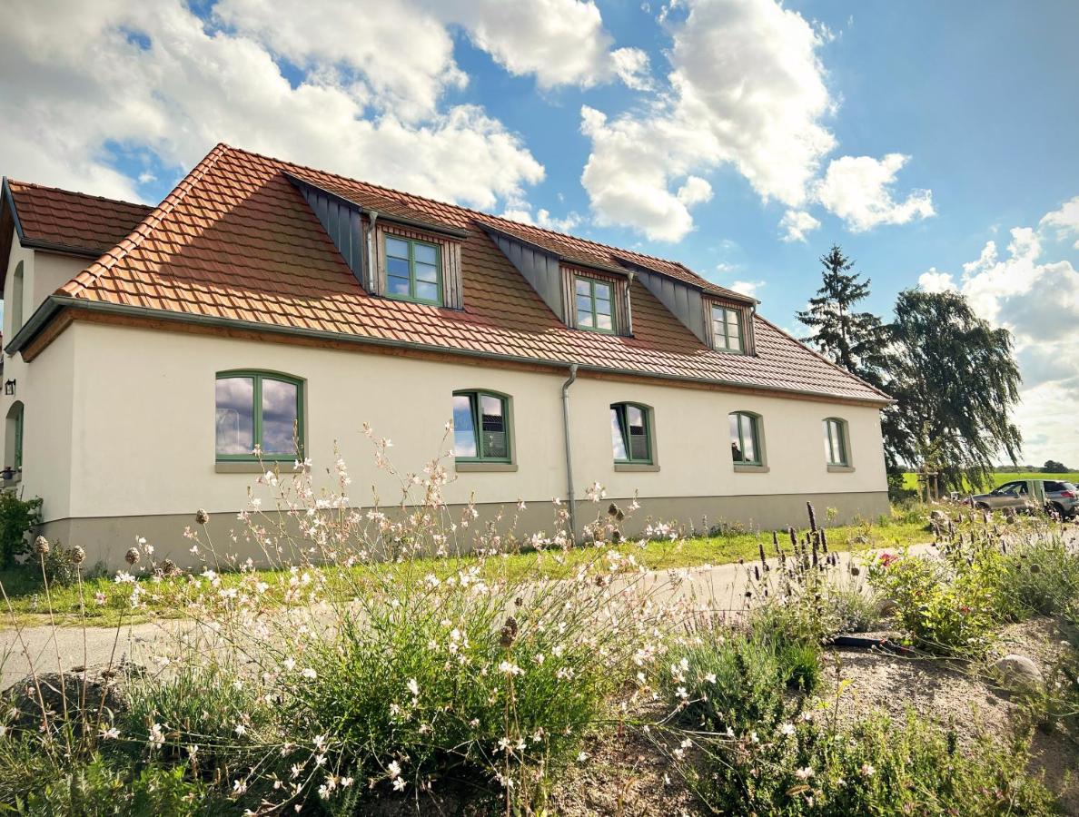 Landhaus - Ferienwohnung Pohnstorf