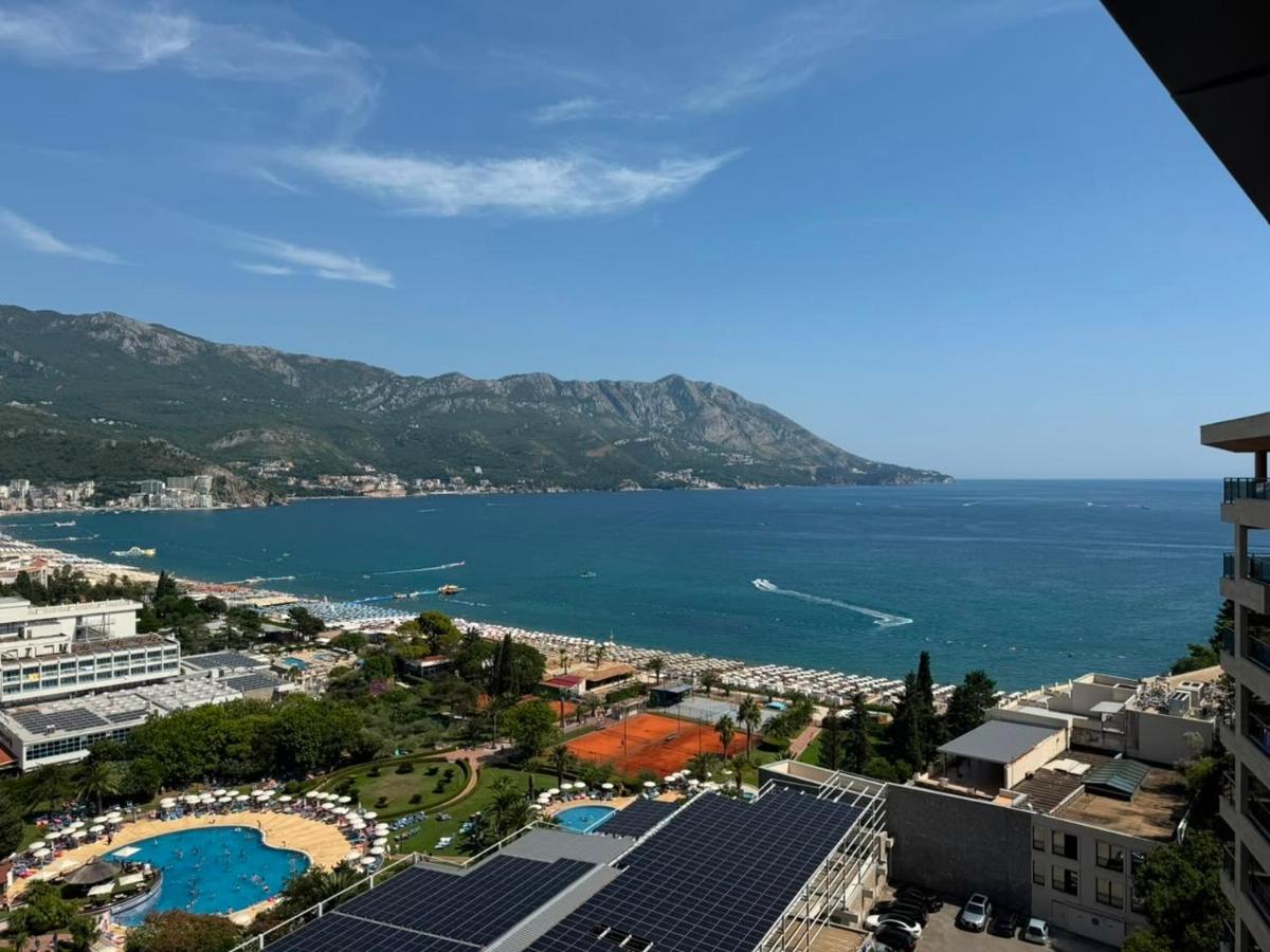Two-Bedroom Apartment with Sea View