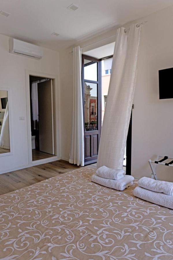 Camera Matrimoniale con Balcone