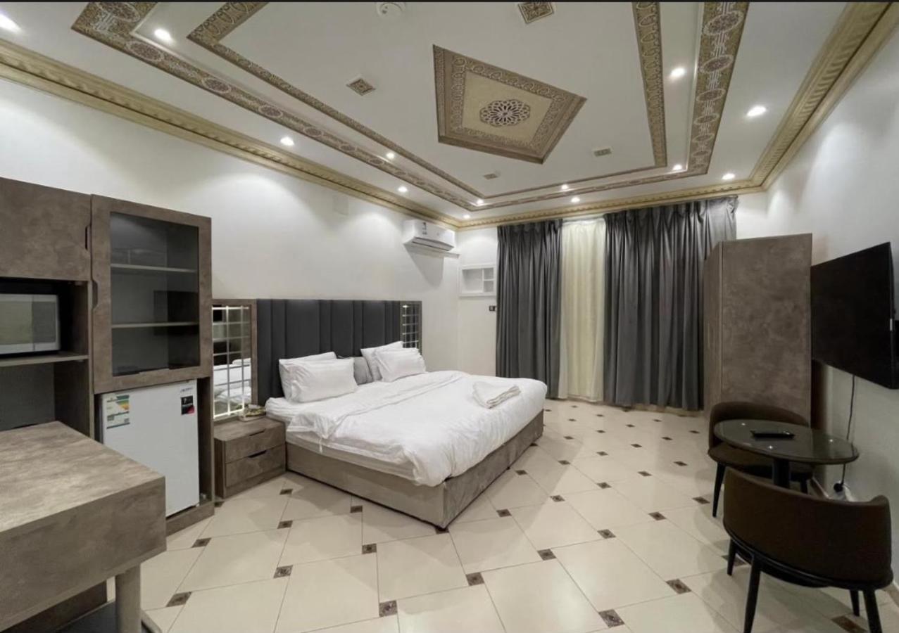 Friday Suites 3 - اجنحة فرايدي 3 - B&B Al-`Ula