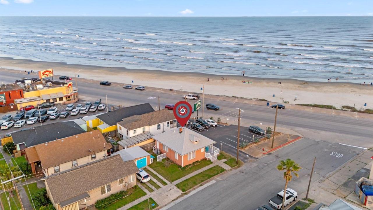 Sunrise Serenade Fabulous Location with Beautiful Ocean View - Bed and Breakfast Galveston