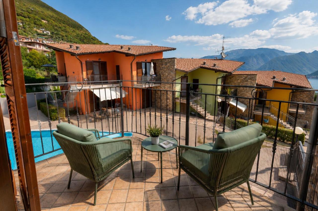 Blue Horizon - Lake Iseo - Bed and Breakfast Tavernola Bergamasca