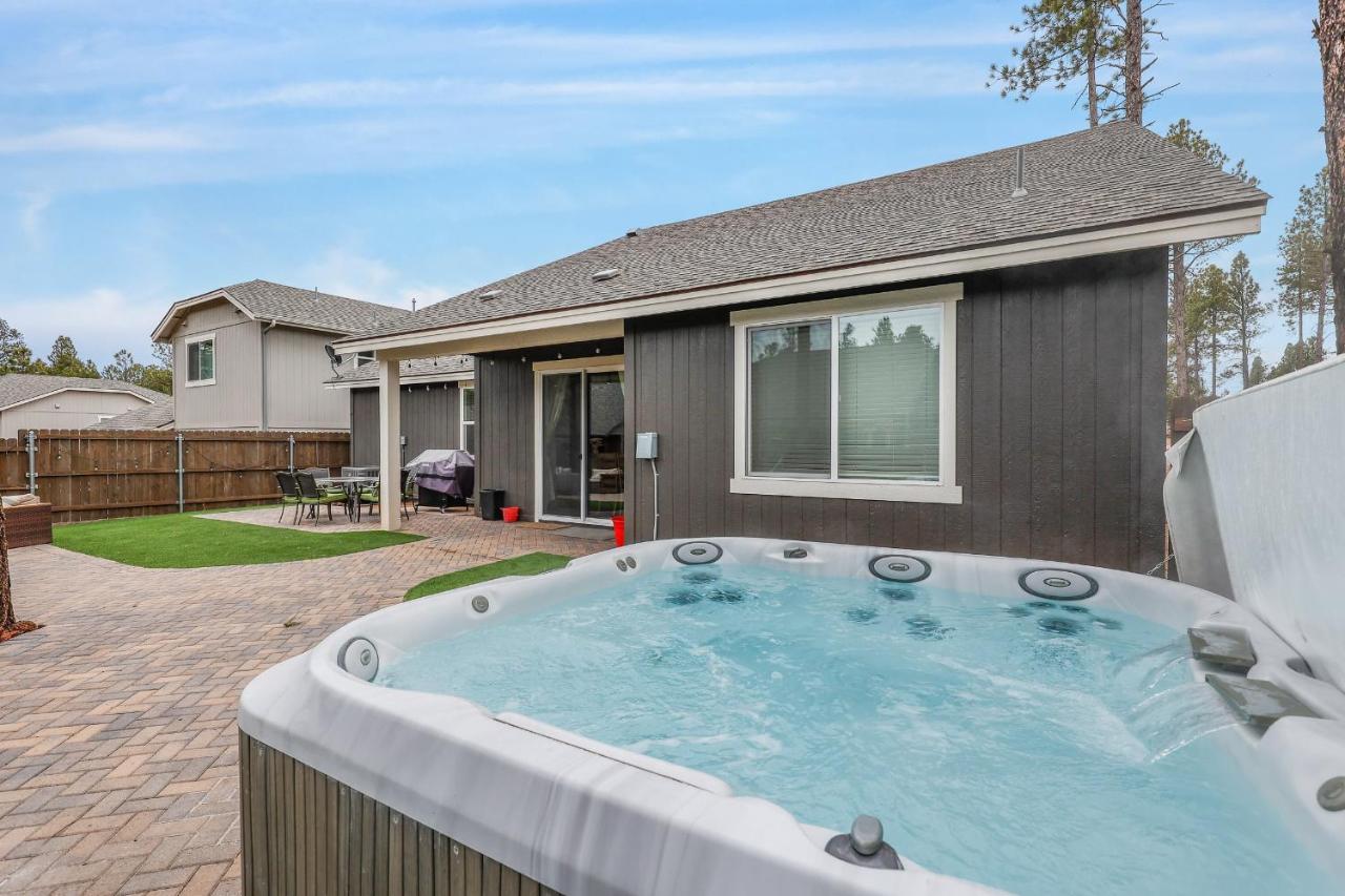 Windtree Retreat Hot Tub Pet-Friendly Fire Pit Near Downtown - B&B Flagstaff