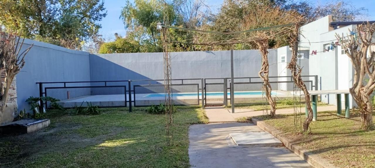 Alquileres Brun - Casa con Pileta - Ferienwohnung Colon