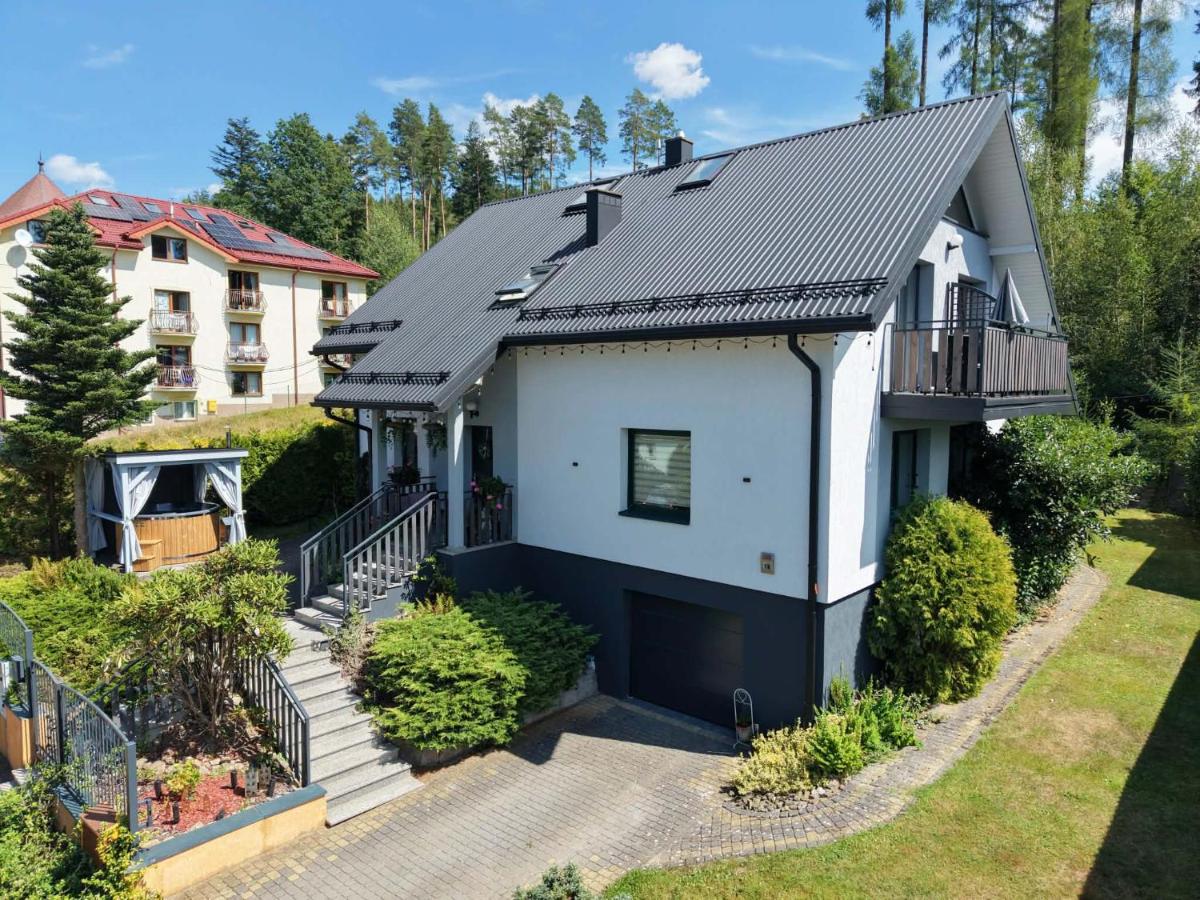Domek pod świerkami - Ferienwohnung Bad Kudowa