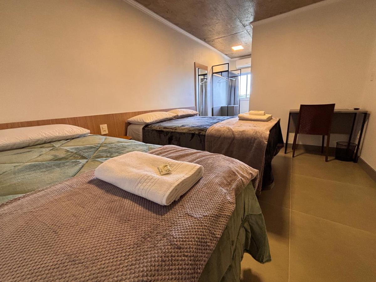Habitación Familiar con vistas a la montaña