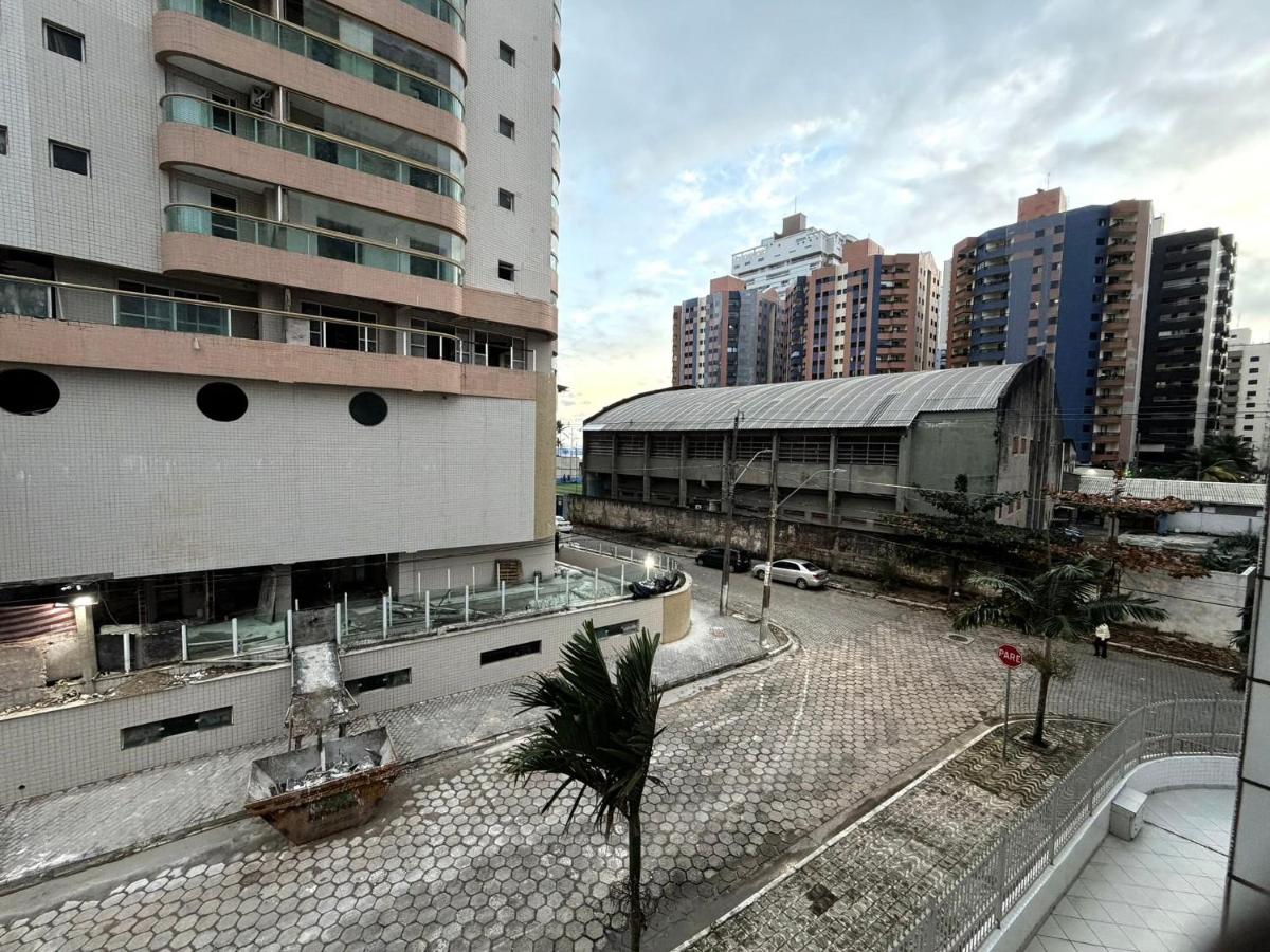 Apto p/ 4 hóspedes à 1 quadra da Praia - B&B Praia Grande