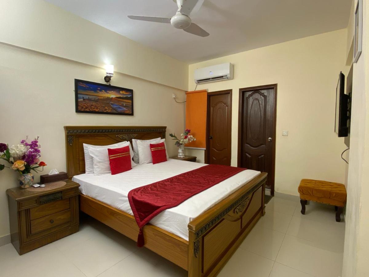 3 Bedroom Apartment for Families - B&B Karachi