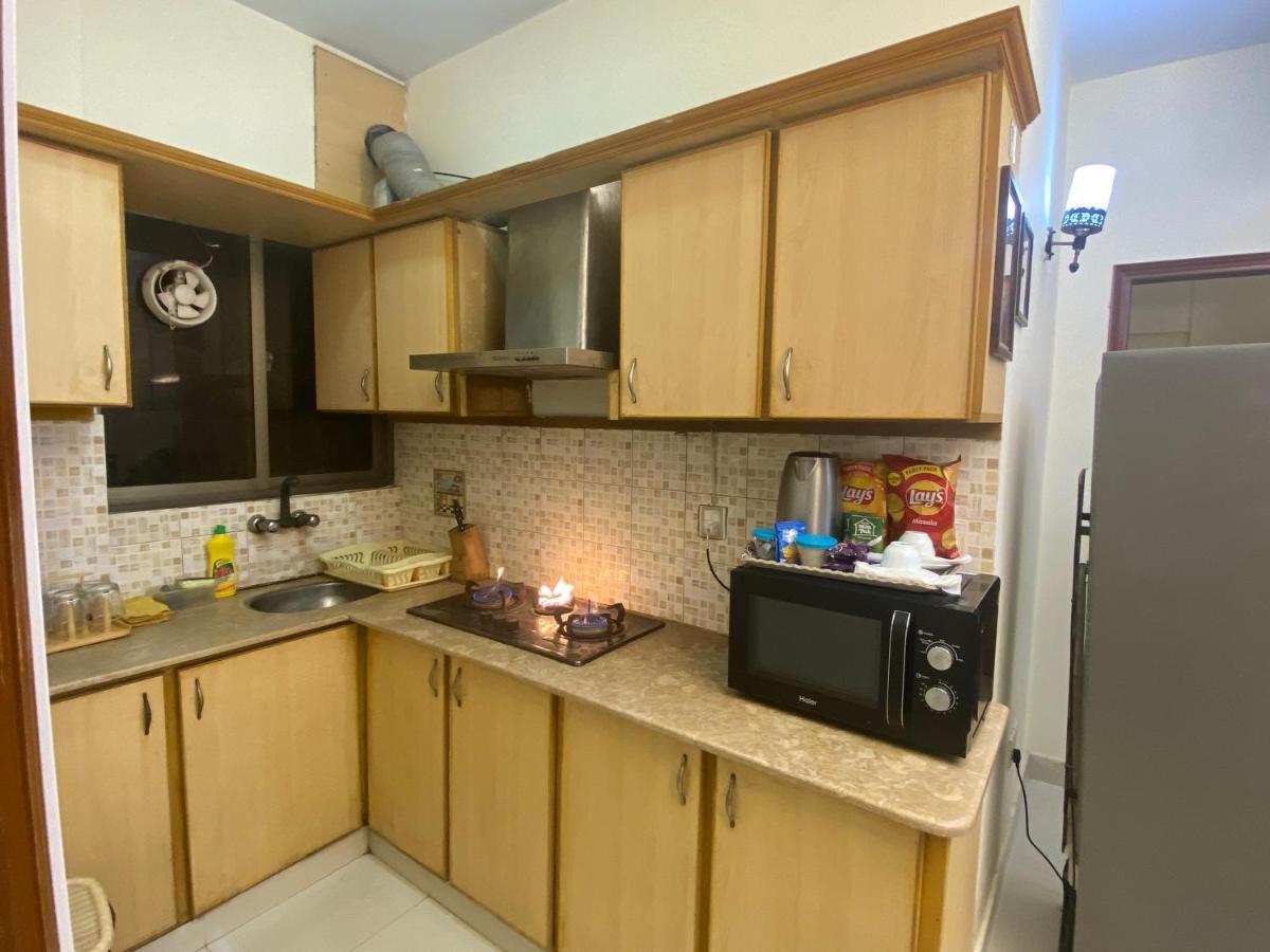 3 Bedroom Apartment for Families - B&B Karachi