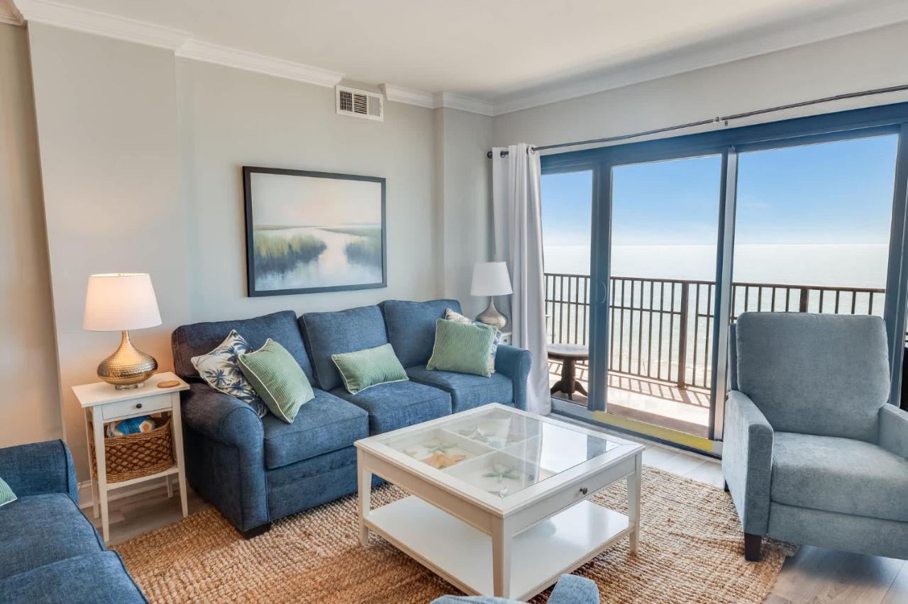 5 Bedroom Penthouse with Amazing Oceanfront Views - B&B Myrtle Beach