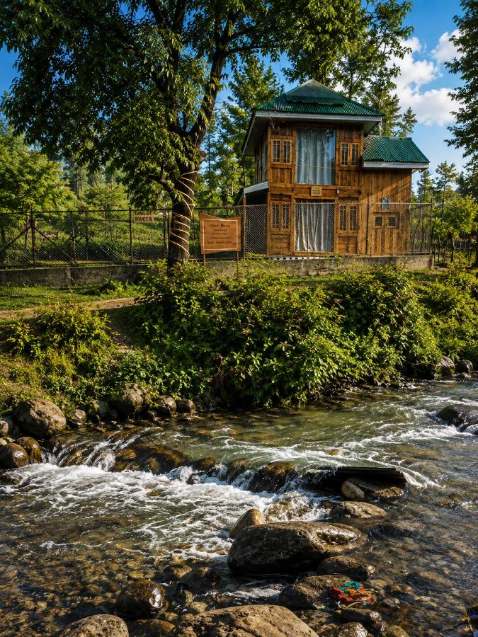 Chalet Rivera Doodpathri - B&B Mujhpathār