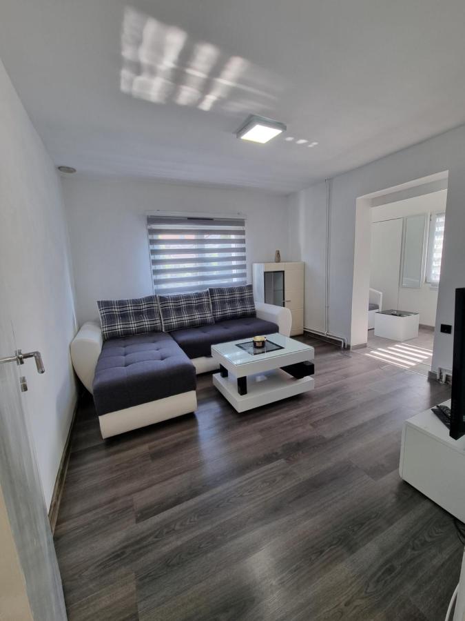 Apartman Wie zu Hause - B&B Leskovac
