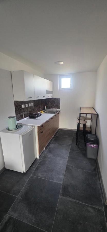 Apartman Natasa 1 - Chambres d'hôtes Novi Grad