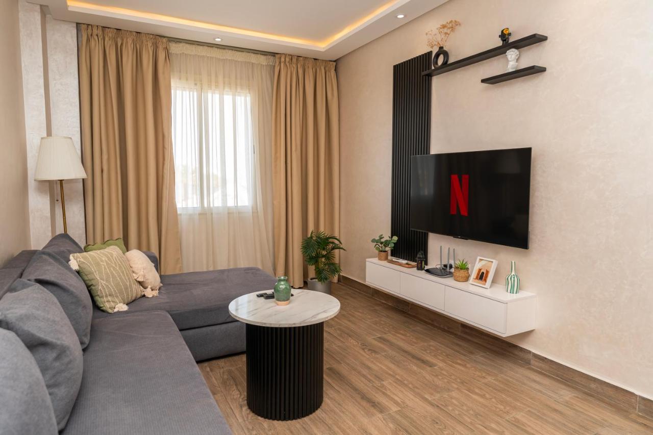 Appartement Haut standing en face de la splendide Marina et à 200m du port de Tanger - Appt 3 - Bed and Breakfast Tanger