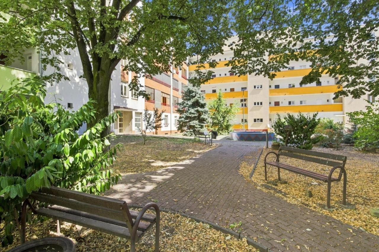 AG Cozy Apartment near Stadium with self check in - B&B Bratislava