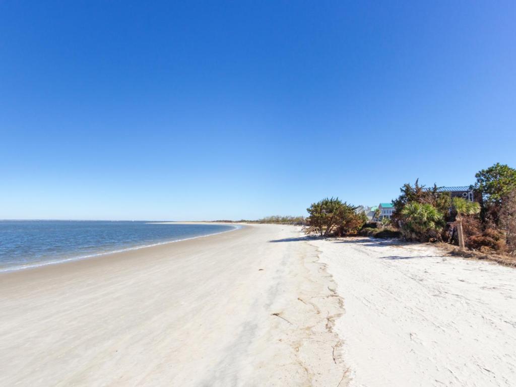 Shore Beats Work - B&B Tybee Island